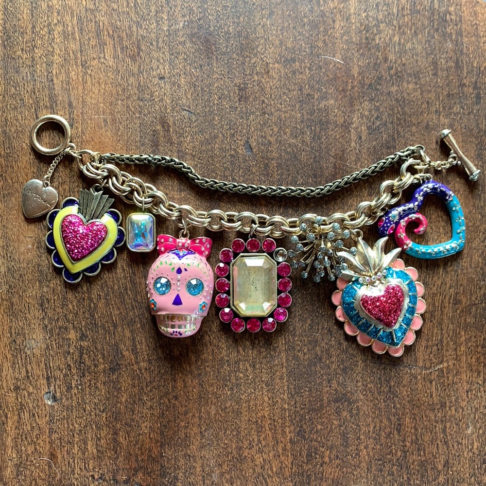 Betsey Johnson skull bracelet